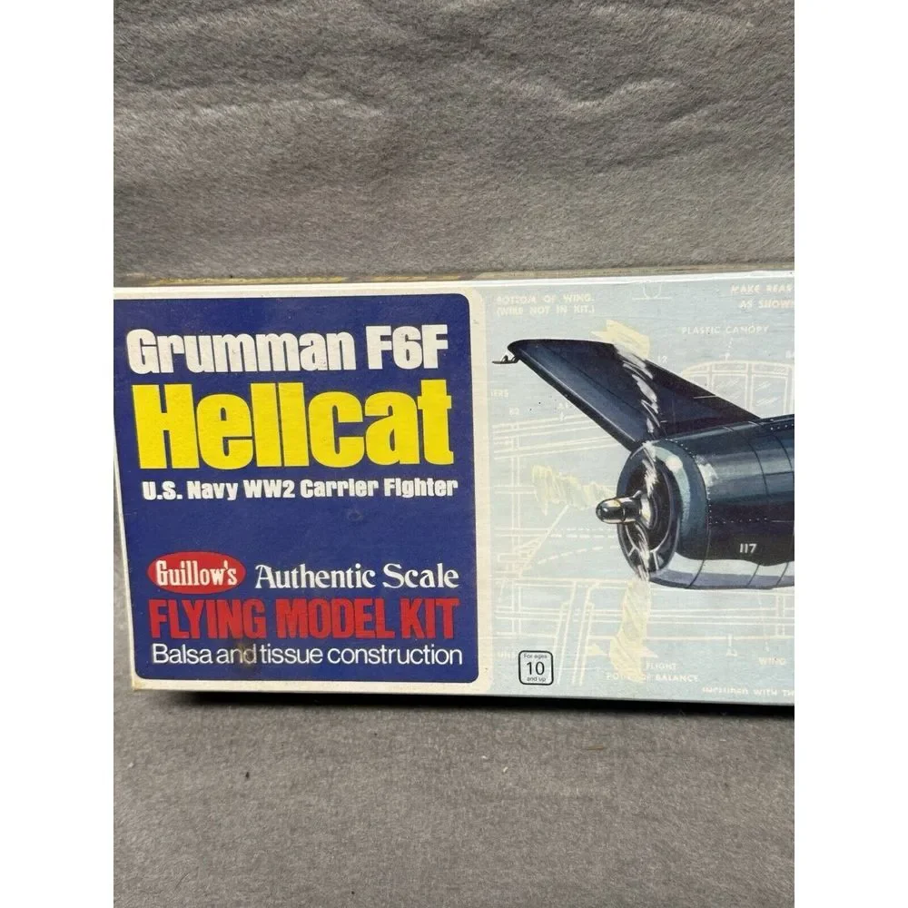 VTG GUILLOW'S GRUM,MAN F6F HELLCAT FLYING MODEL KIT U.S.NAVY WW2 CARRIER FIGHTER